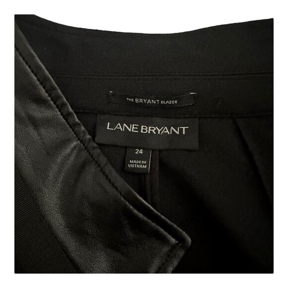 Lane Bryant Women's The Bryant Blazer Size 24 Black Ponte Knit Plus Size Career - Picture 3 of 8